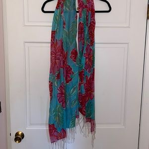Beautiful Lilly Pulitzer Scarf